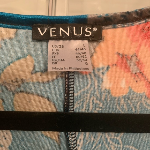 Venus Top - Picture 3 of 3